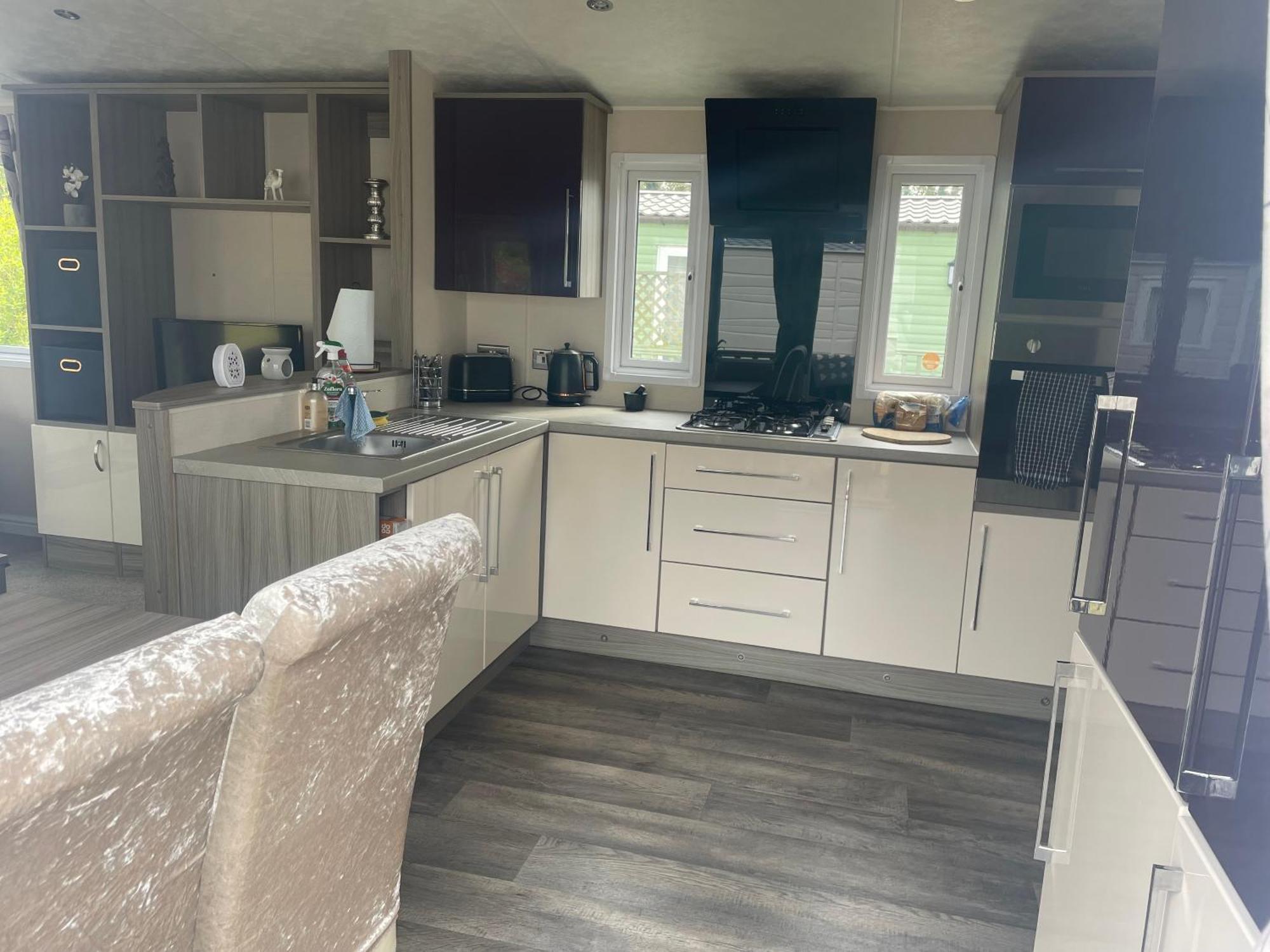 Beautiful 2 Bedroom Caravan On Billing Aquadrome Northampton Eksteriør billede